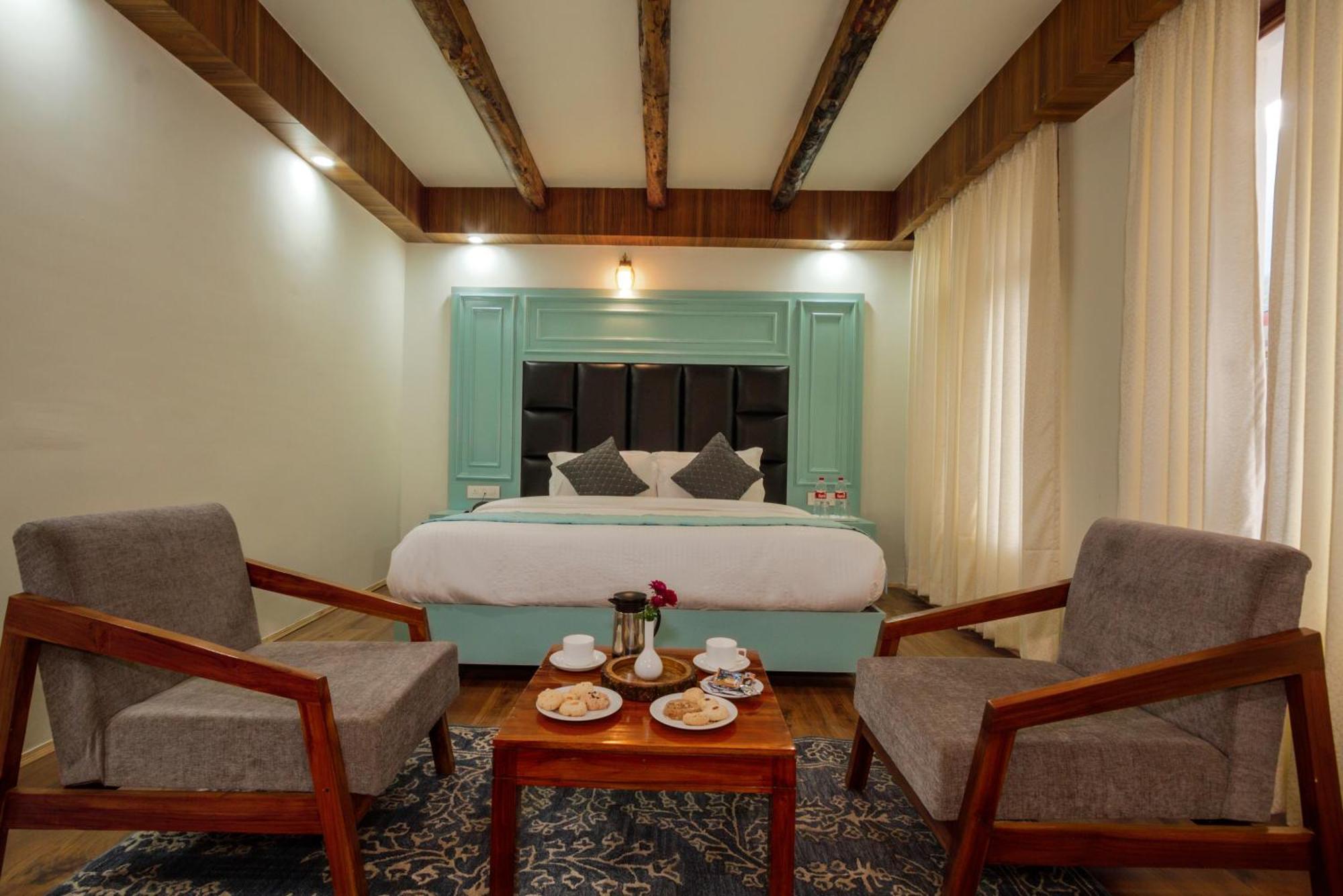 Tripli Hotels Drilbu Manali ภายนอก รูปภาพ