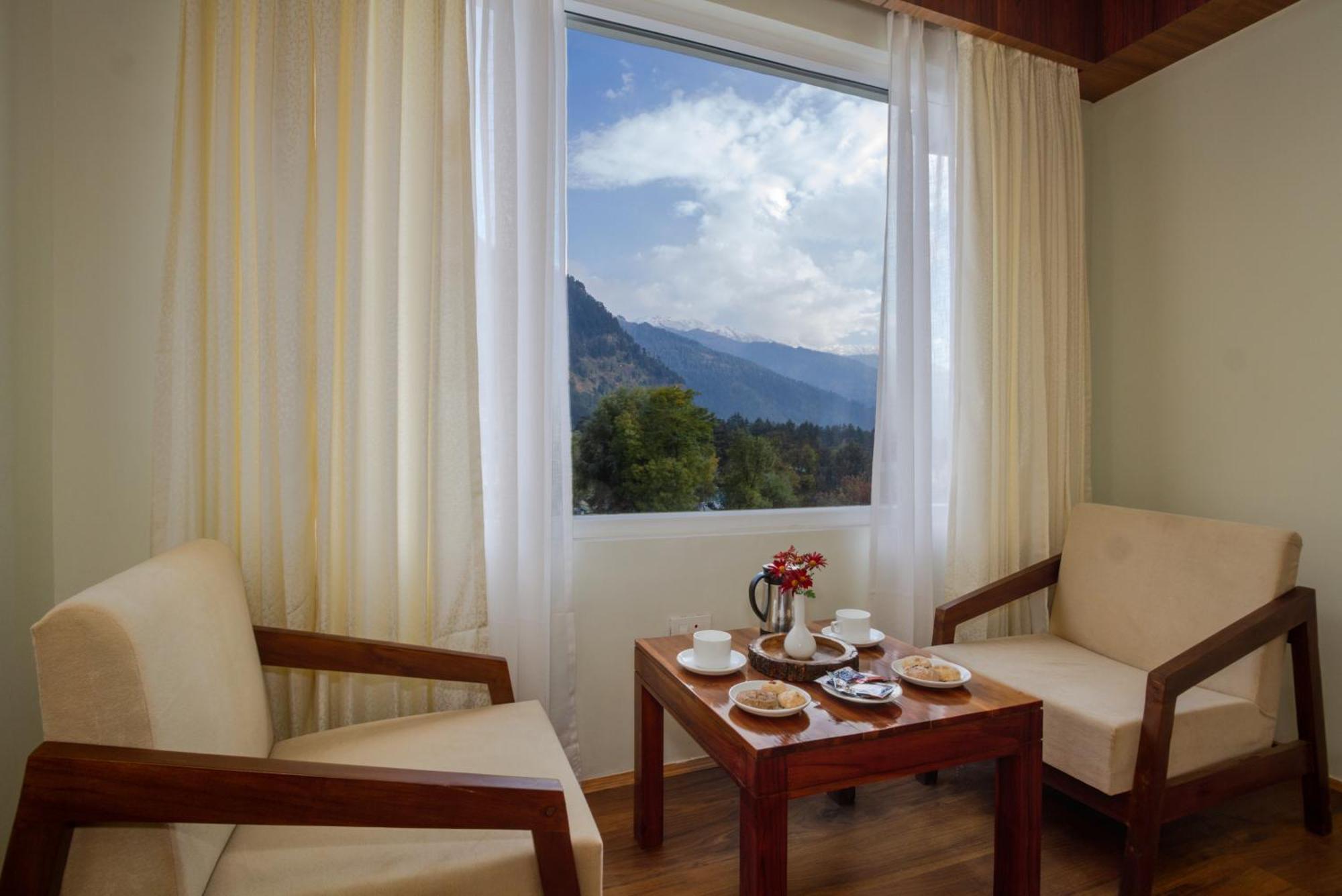 Tripli Hotels Drilbu Manali ภายนอก รูปภาพ